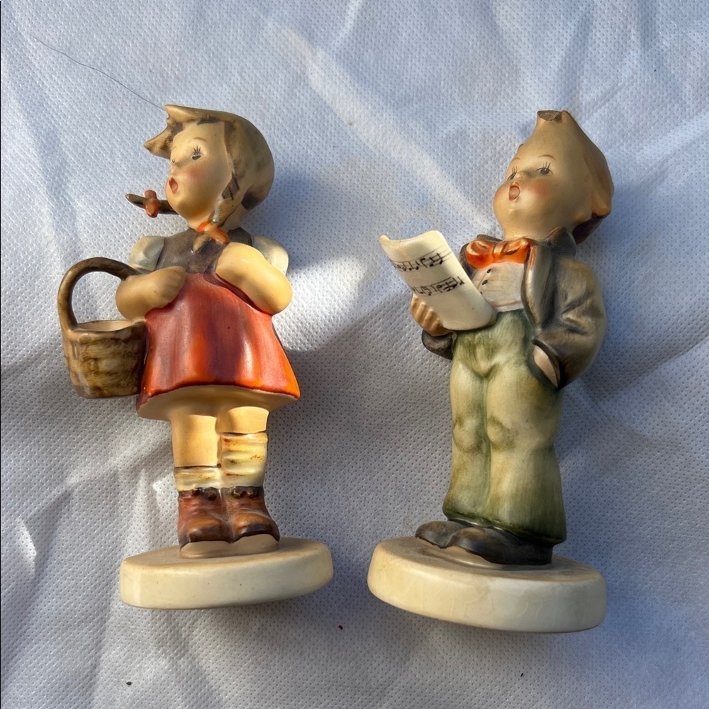 Vintage hummel Figurines Set soloist boy #135 and #96 little shopper set